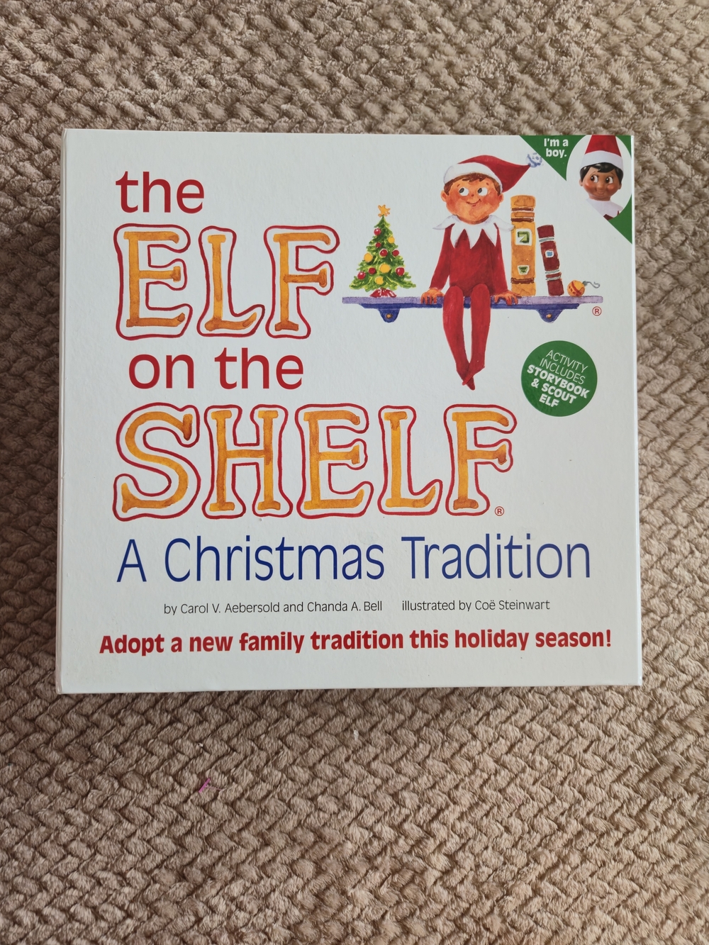 The Elf on the Shelf A Christmas Tradition (Brown-Eyed Boy) Christmas Decor Set